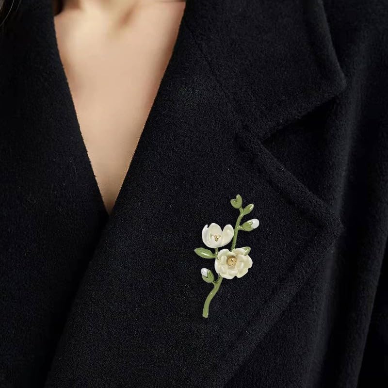 8 Pcs Green Botanical Flower Lapel Pins, Men's and Women's Simple Botanical Leaf Faux Pearl Alloy Brooch, Suit Dress Cheongsam Backpack Hat Accessories