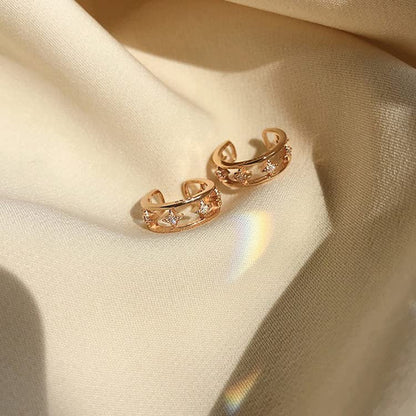 Gold Ear Cuff Earrings for Women Non Piercing 14K Gold Plated/Silver Cuff Clip On Cartilage Hoop Shining Cubic Zirconia Twisted Chain Ear Clip On Earring for Women Chunky Ear Cuffs Earrings - color: goldA