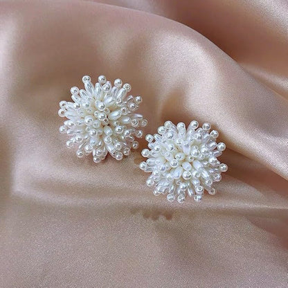 Pearl Bead Cluster Stud Earrings for Women Minimalist White Round Faux Pearls Earrings Bridal Party Jewelry