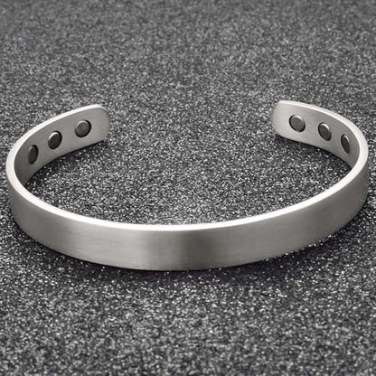 99.9% Pure Copper Cuff Bracelet for Men Exquisite Cuff Bracelets with Tricolor Design and Unique Motifs Easy Adjustable