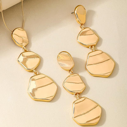 Statement Necklace and Earrings Set – 2PCS Gold Silver Chunky Geometric Pendant Jewelry with Snake Chain, Asymmetrical Ellipse Y-Necklace Metallic Fashion Jewelry for Women - color: B:Gold Angular Shape