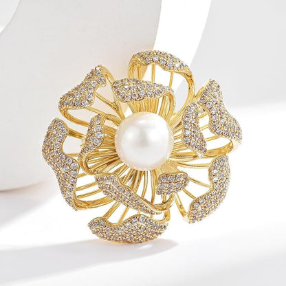 Brooches and Pins for Women Elegant Flower Pearl Brooches Costume Broches Jewelry Lady Christmas Pin for Women - style: Lotus