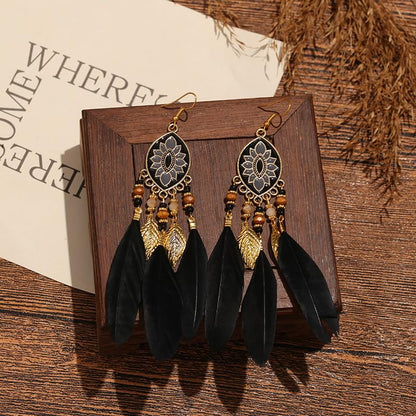 Dreuyet Boho Long Feather Drop Dangle Earrings for Women Retro Bohemian Ethnic Fringe Multicolor Tassel Feather Earring Handmade Statement Dream Catcher Earrings Jewelry - color: Black Oval